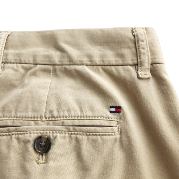 Tommy Hilfiger Custom Fit Chino - Picture 4 of 9